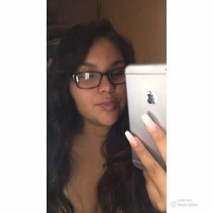 Meet your Posher, Lyneya